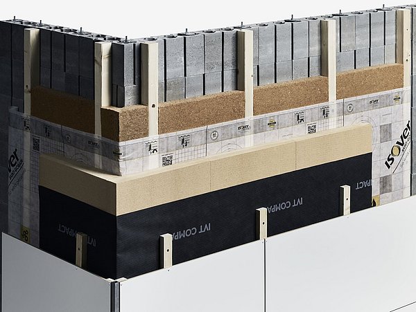 Foto, Wandaufbau aus Betonsteinen mit Holzlatten, Dämmmaterial und einer Folie.