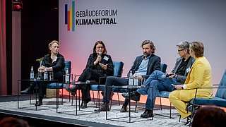 Foto von der 2. Netzwerkpartnertagung 2022 des Gebäudeforums klimaneutral.