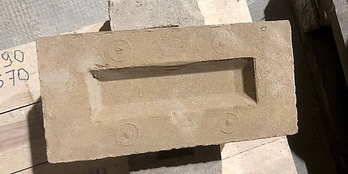 Foto, Lehmbaustein von oben